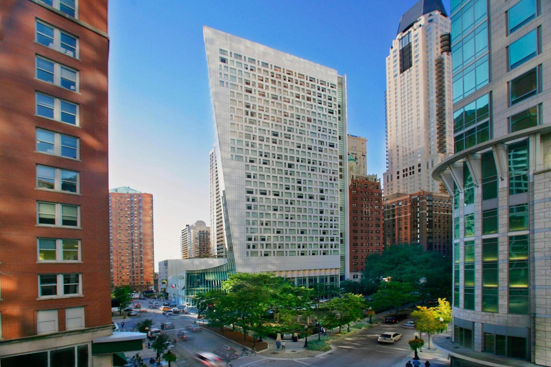Sofitel Chicago Magnificent Mile — hotel in Chicago