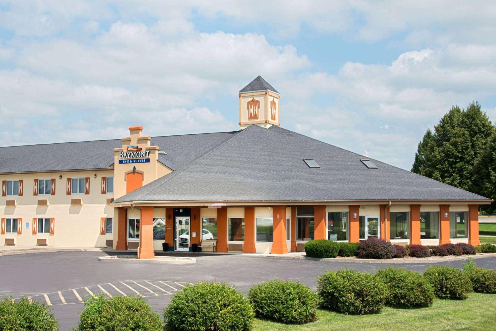 Baymont by Wyndham Pella — hotel in Pella