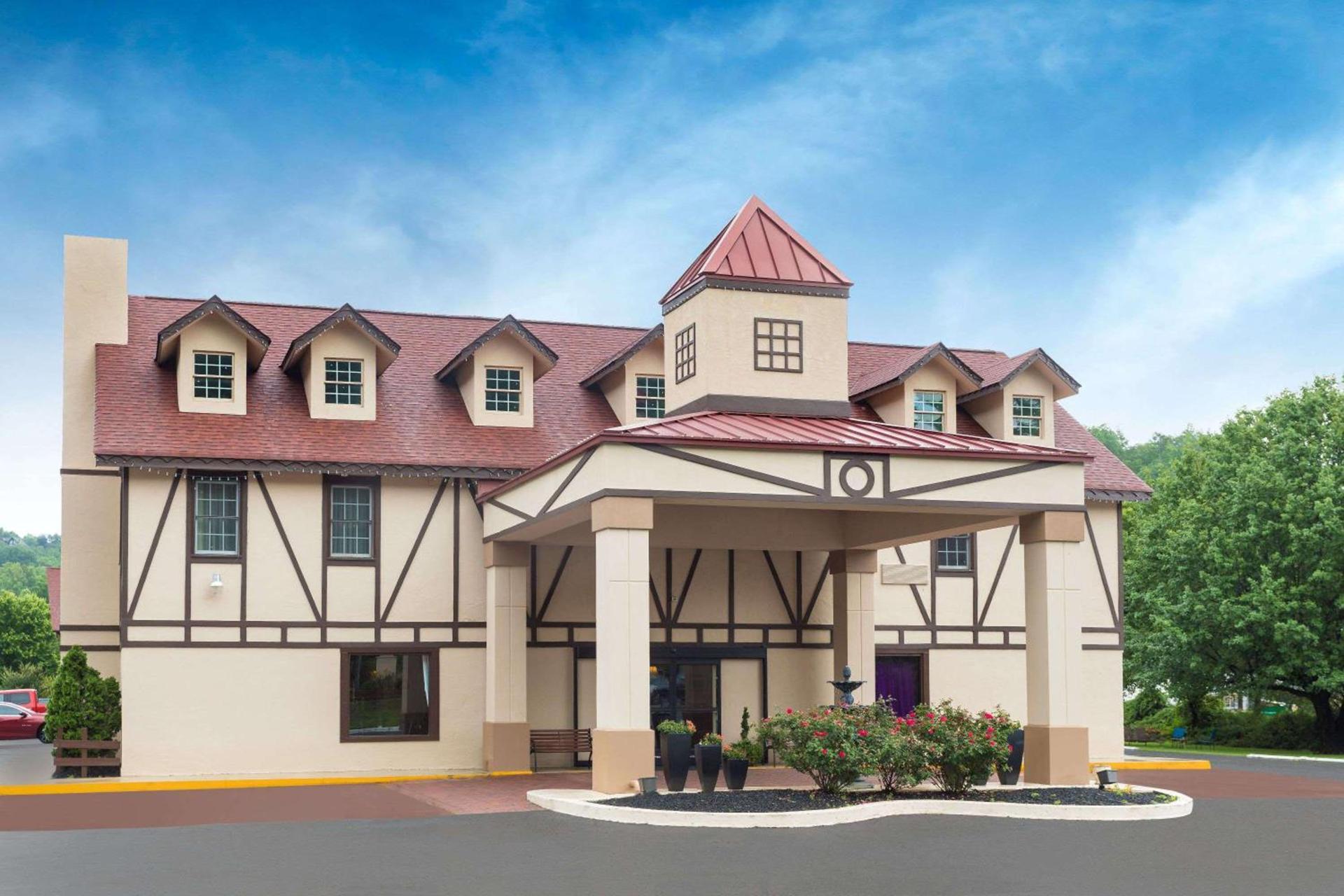 Baymont by Wyndham Helen — hotel in Helen
