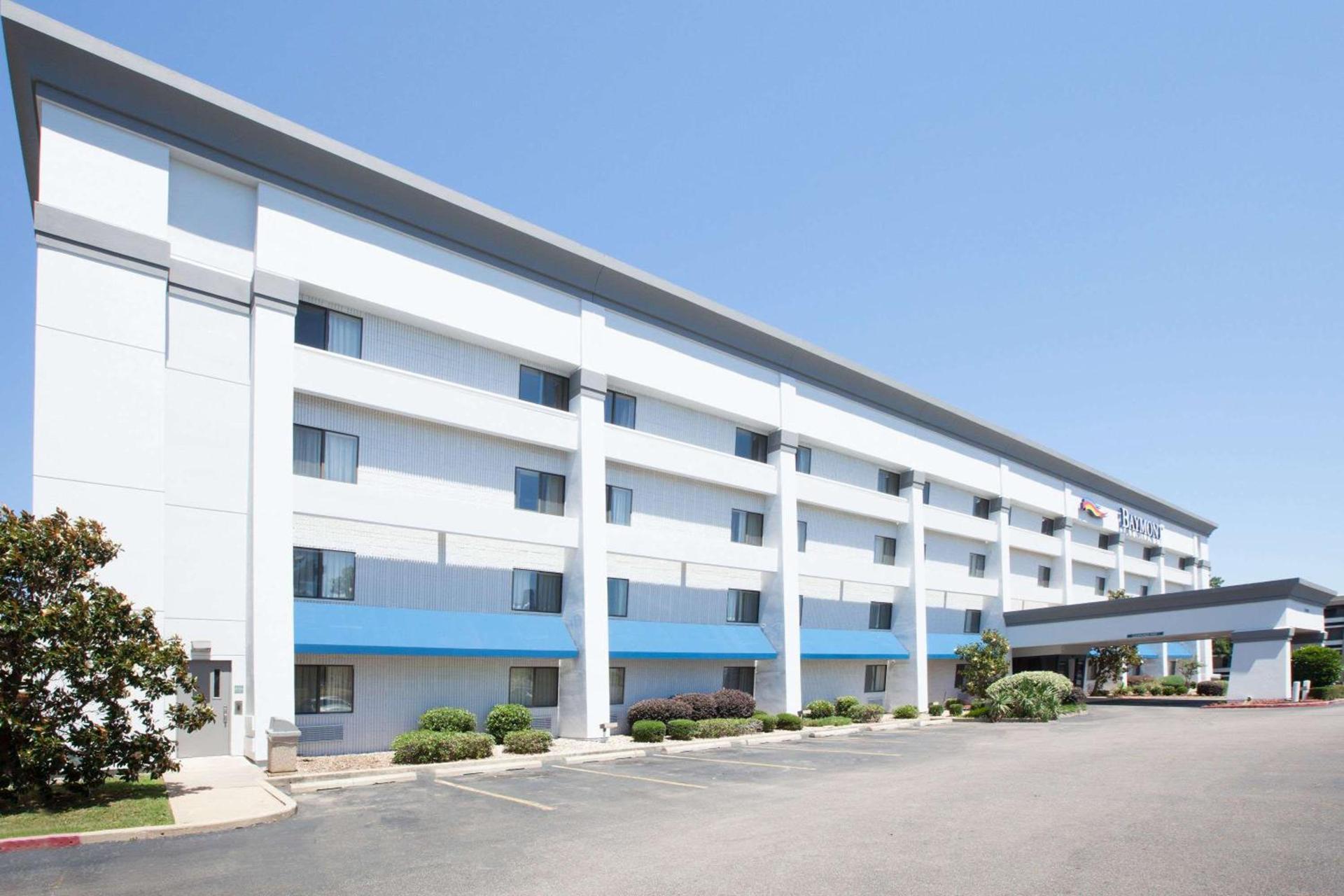 Baymont by Wyndham Texarkana — hotel in Texarkana
