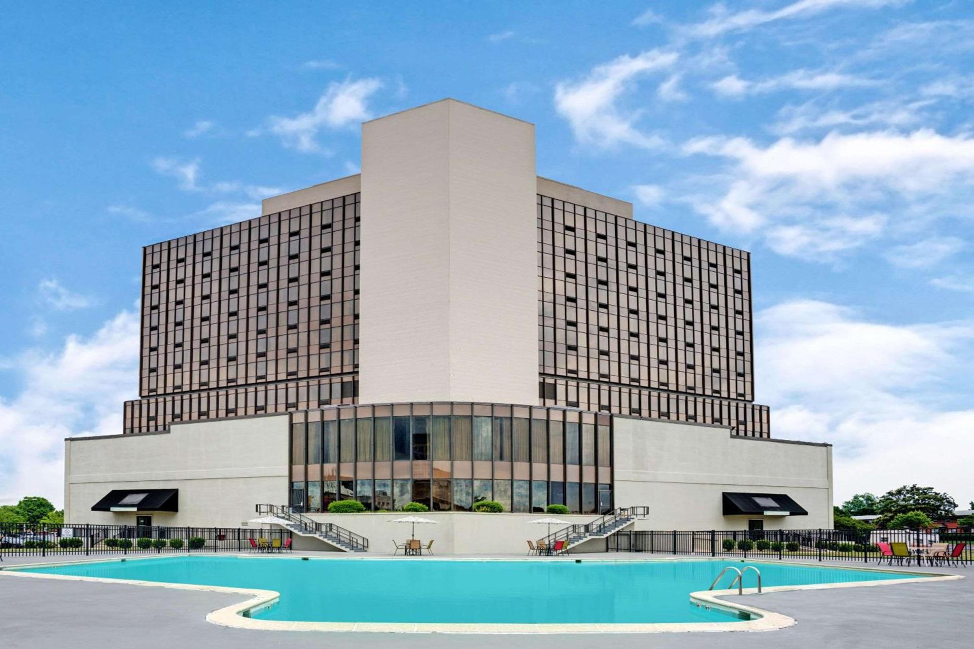 Wyndham Garden Norfolk Downtown — hotel in Norfolk