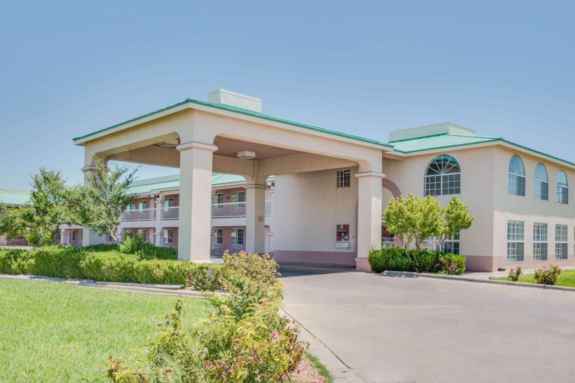 Days Inn by Wyndham Fort Stockton — hotel in Fort Stockton