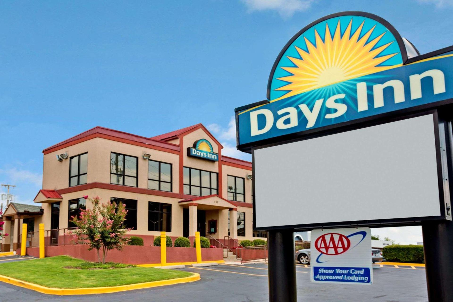 Days Inn by Wyndham Lawrenceville — hotel in Lawrenceville