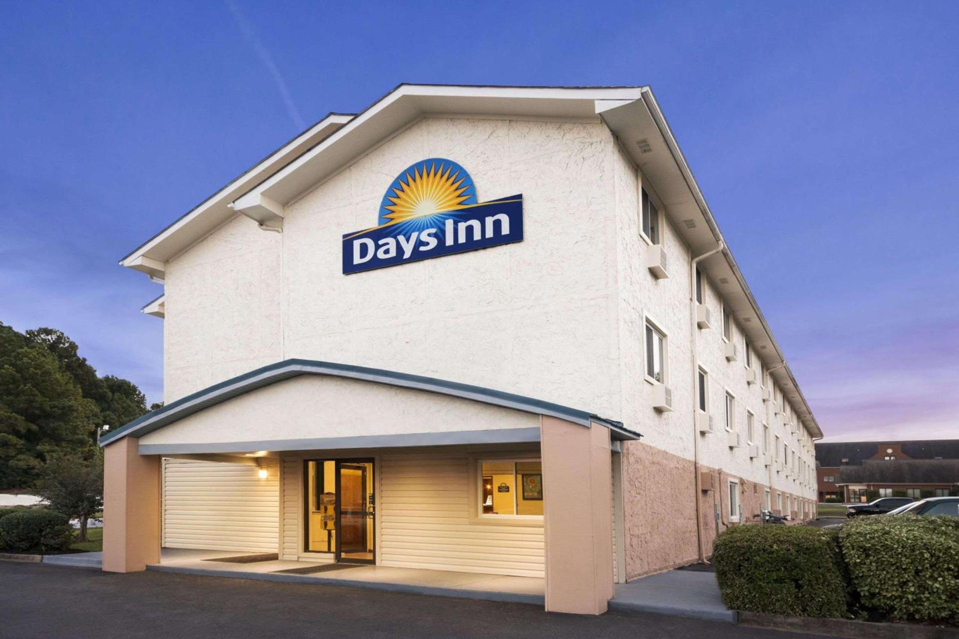 Days Inn by Wyndham Greenwood SC — hotel in Greenwood