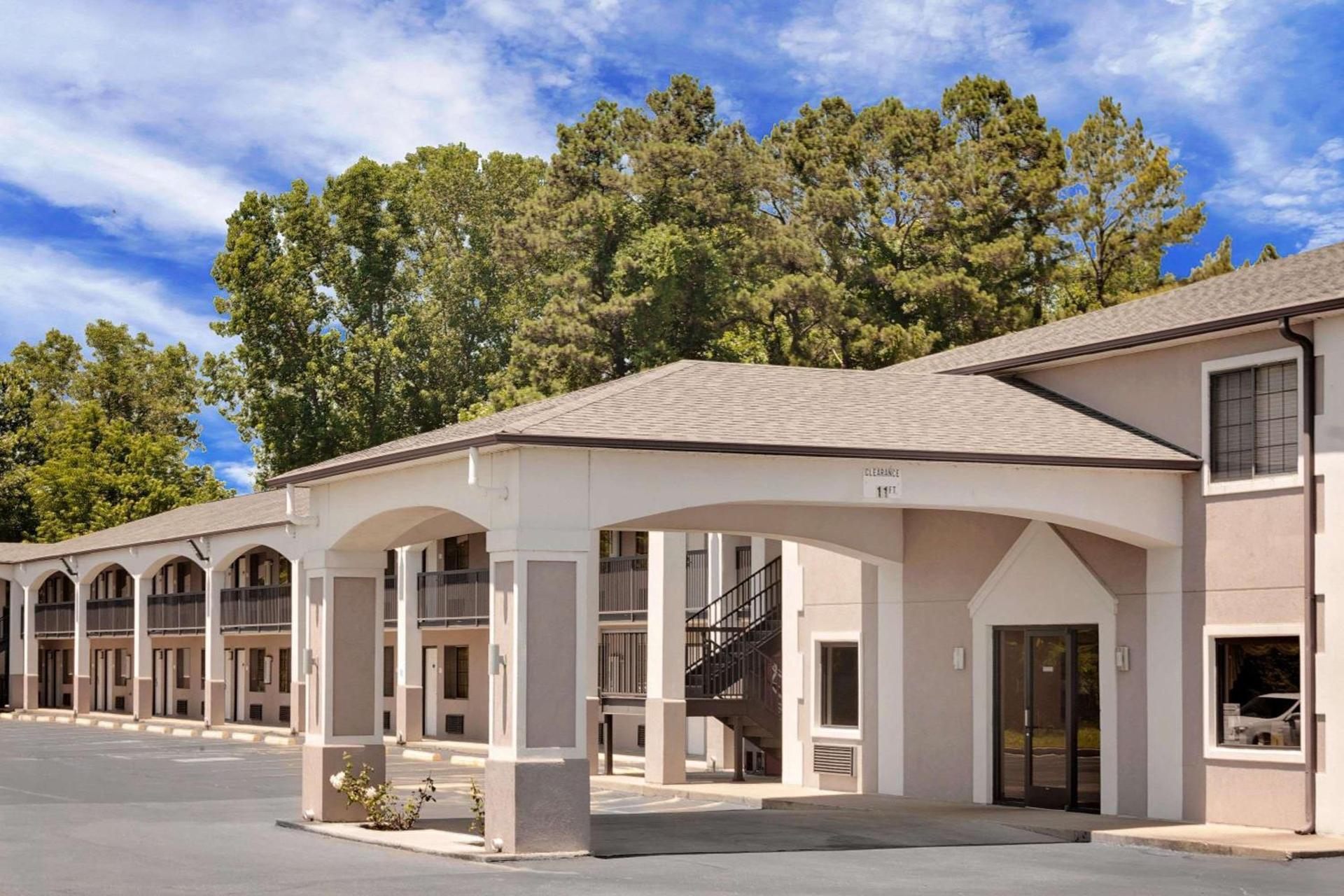 Your Place Inn — hotel in Millington