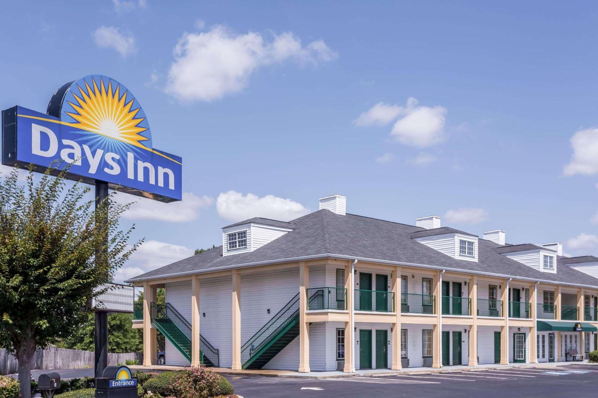 Days Inn by Wyndham Simpsonville — hotel in Simpsonville