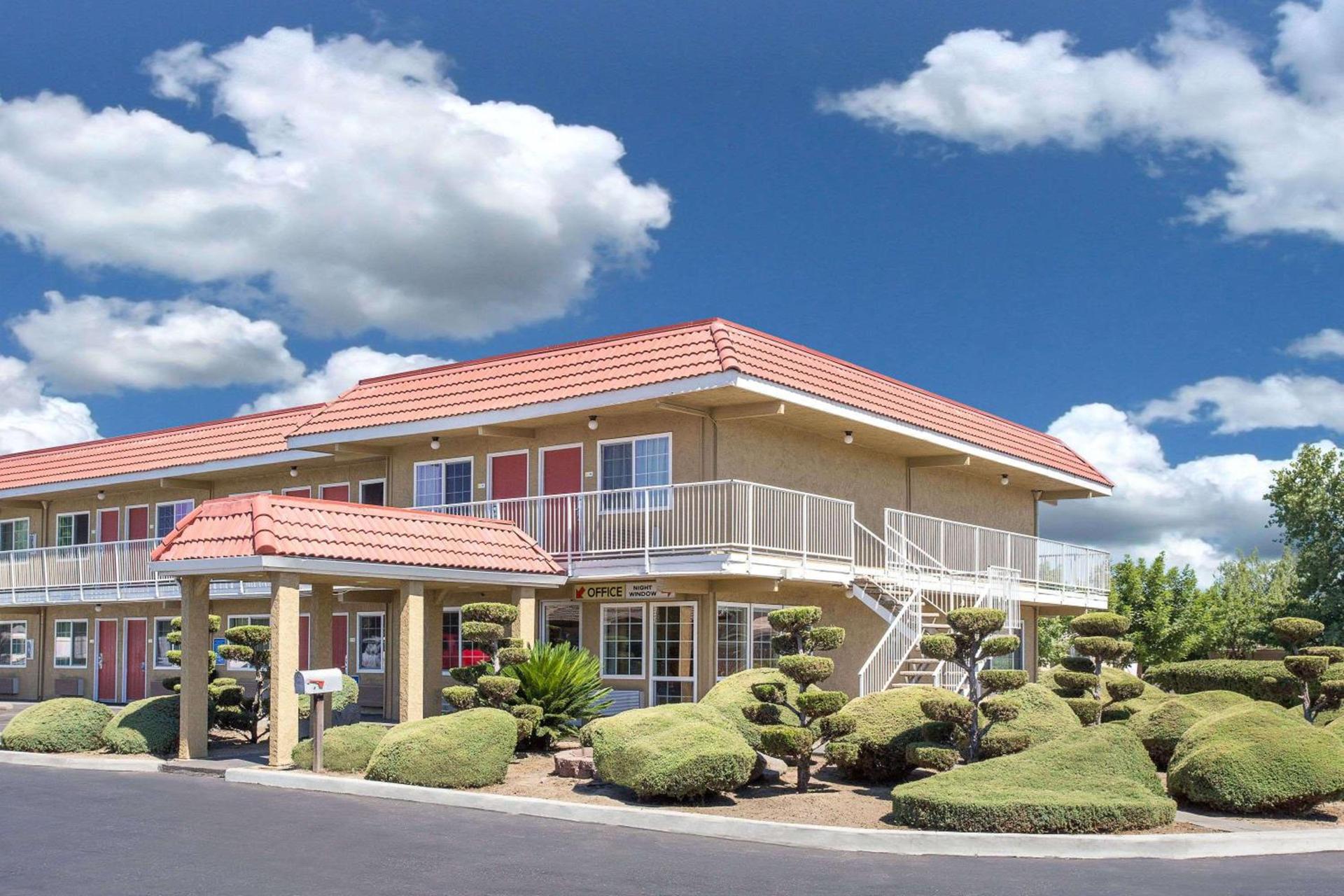 Days Inn by Wyndham Turlock — hotel in Turlock