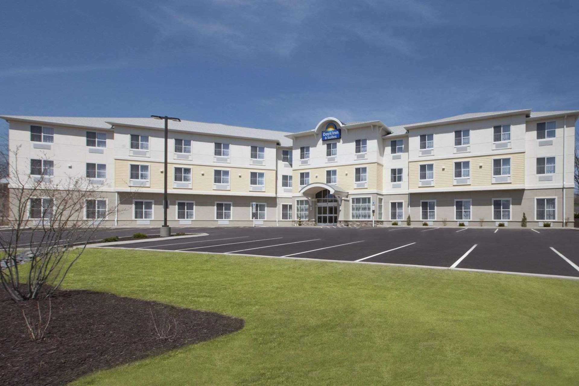 Sleep Inn & Suites Altoona North