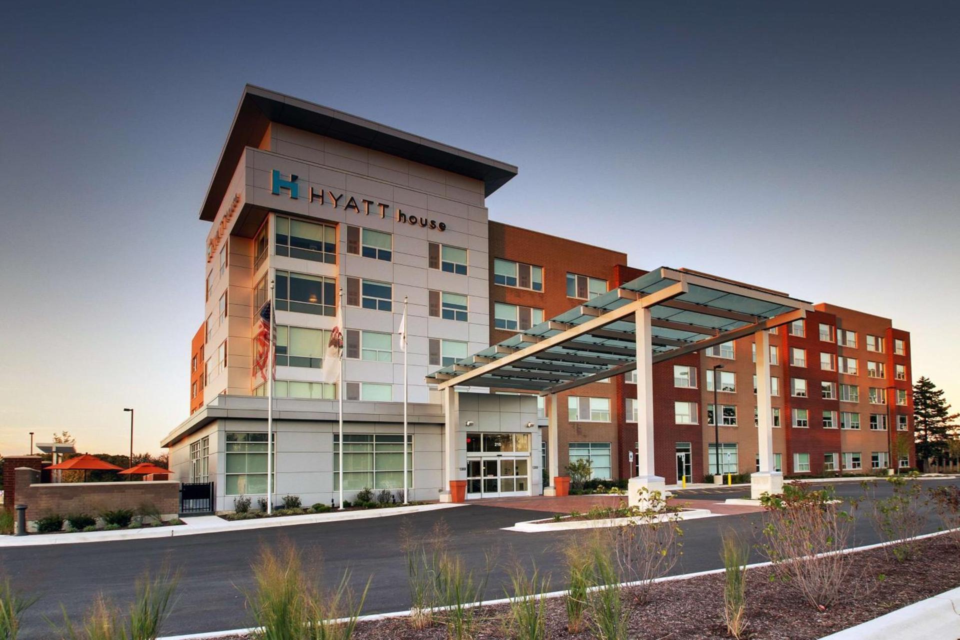 Hyatt House Oak Brook — hotel in Oak Brook