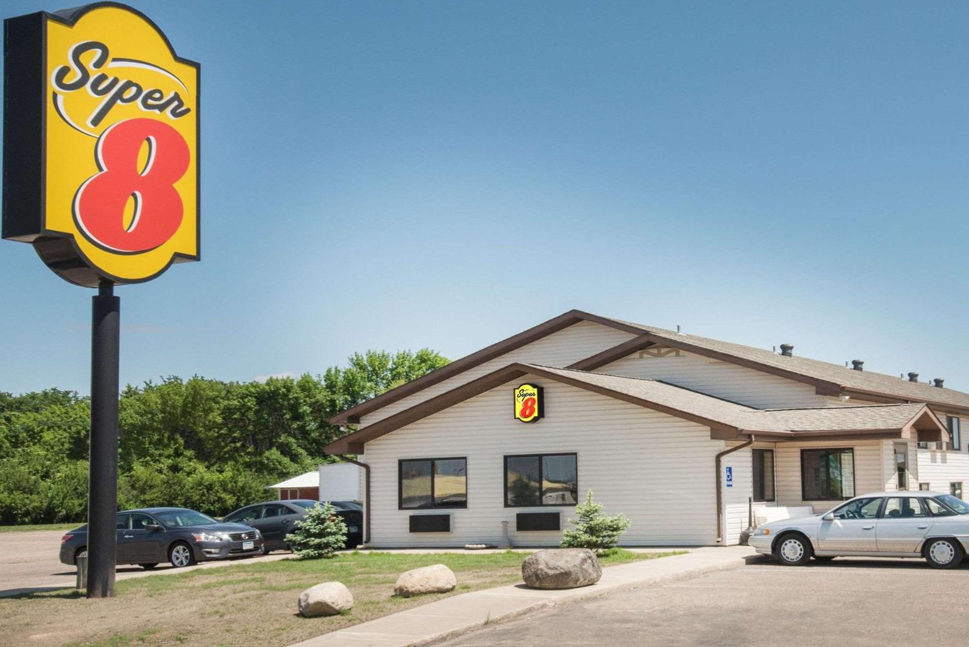 Super 8 by Wyndham Jamestown — hotel in Jamestown