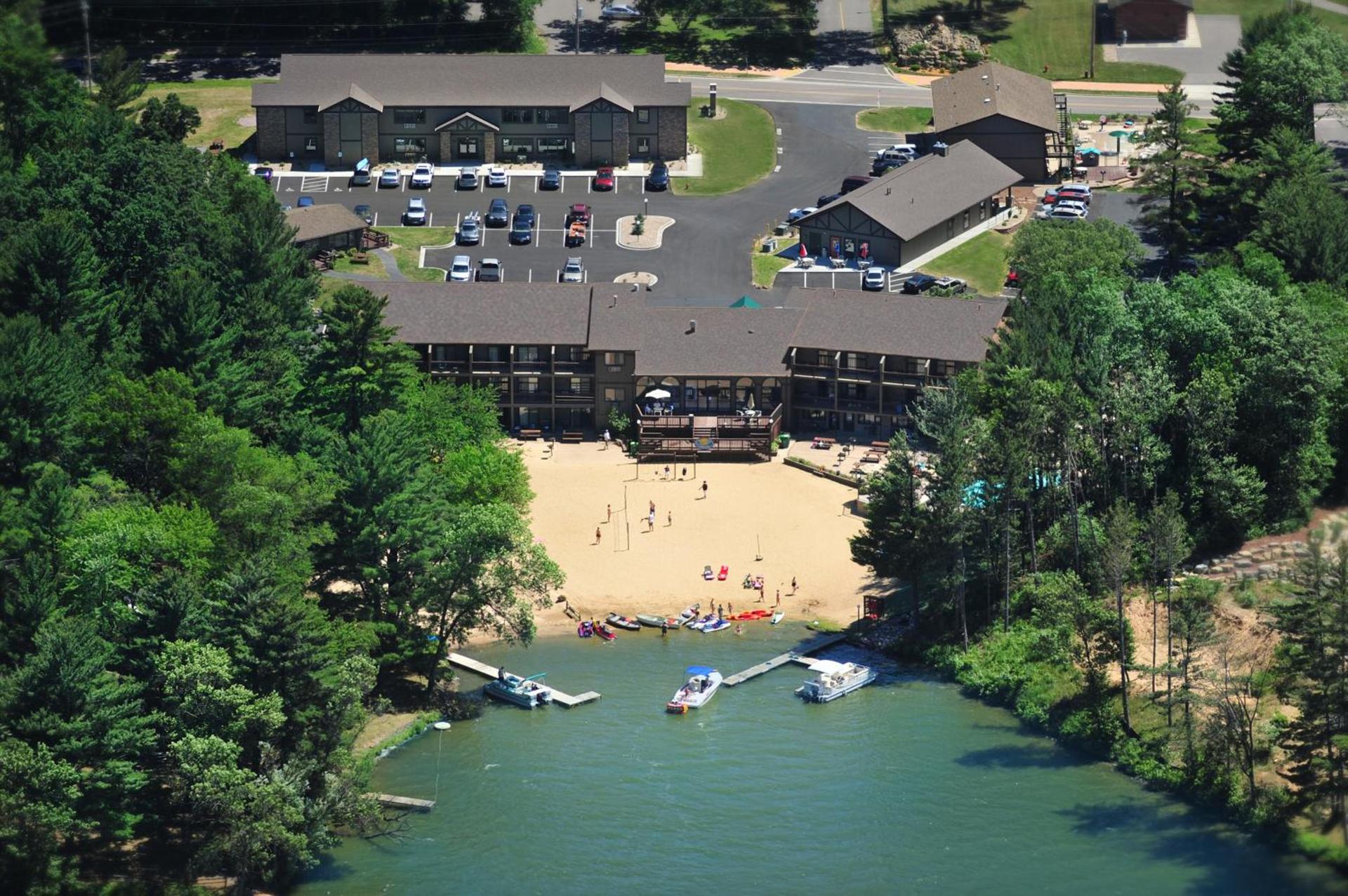 Sunset Bay Resort & Suites — hotel in Wisconsin Dells