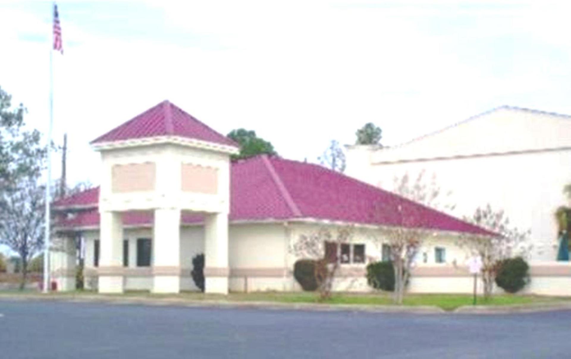 Deerfield Inn & Suites — hotel in Madison