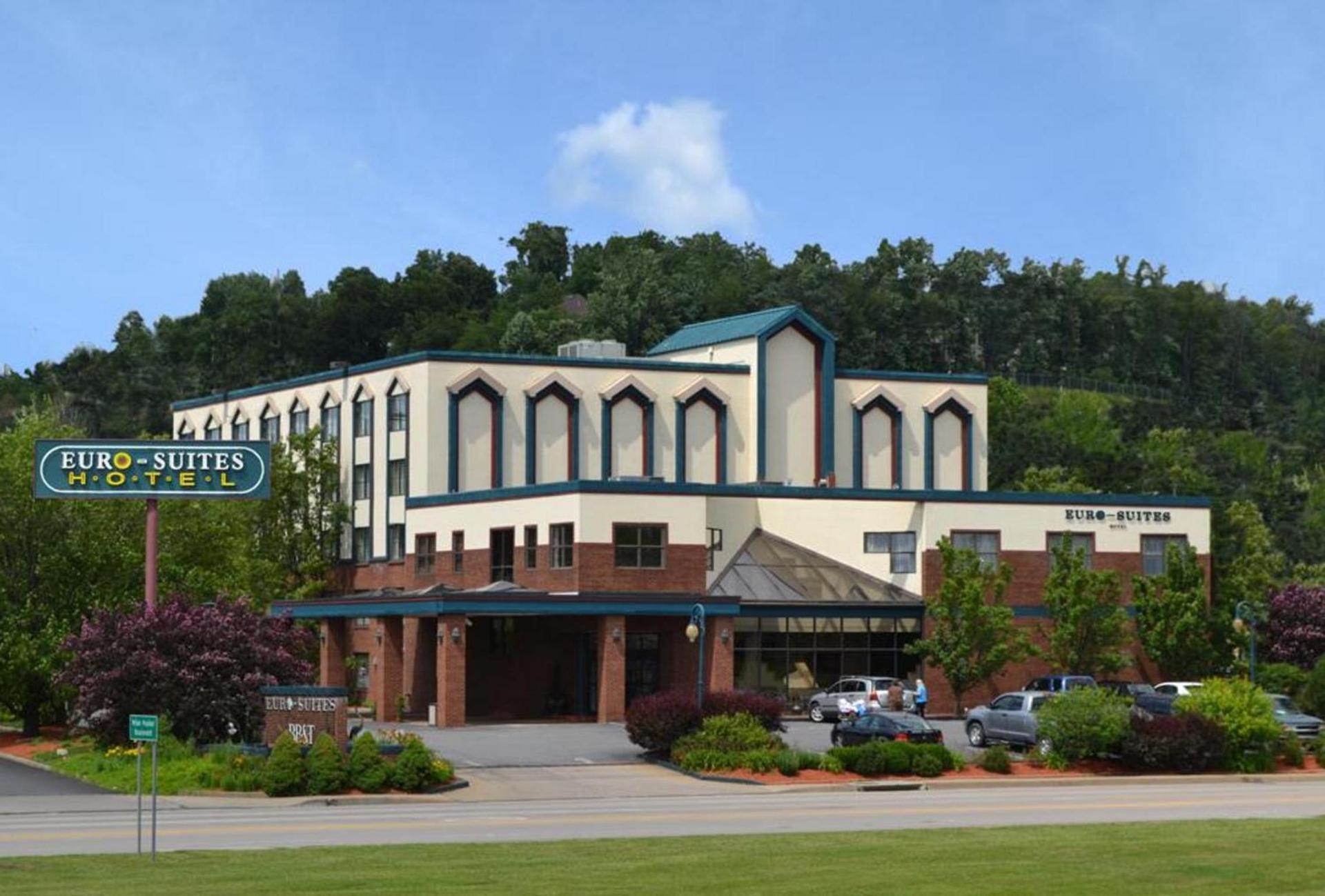 Euro-Suites Hotel — hotel in Morgantown