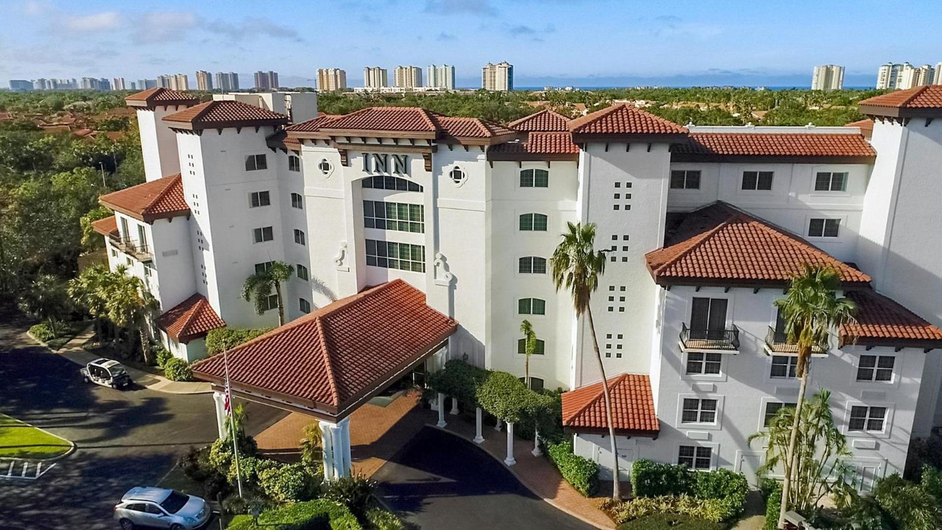 Inn at Pelican Bay — hotel in Naples