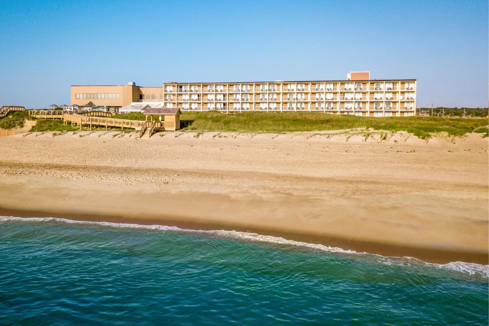 Ramada Plaza by Wyndham Nags Head Oceanfront — hotel in Kill Devil Hills