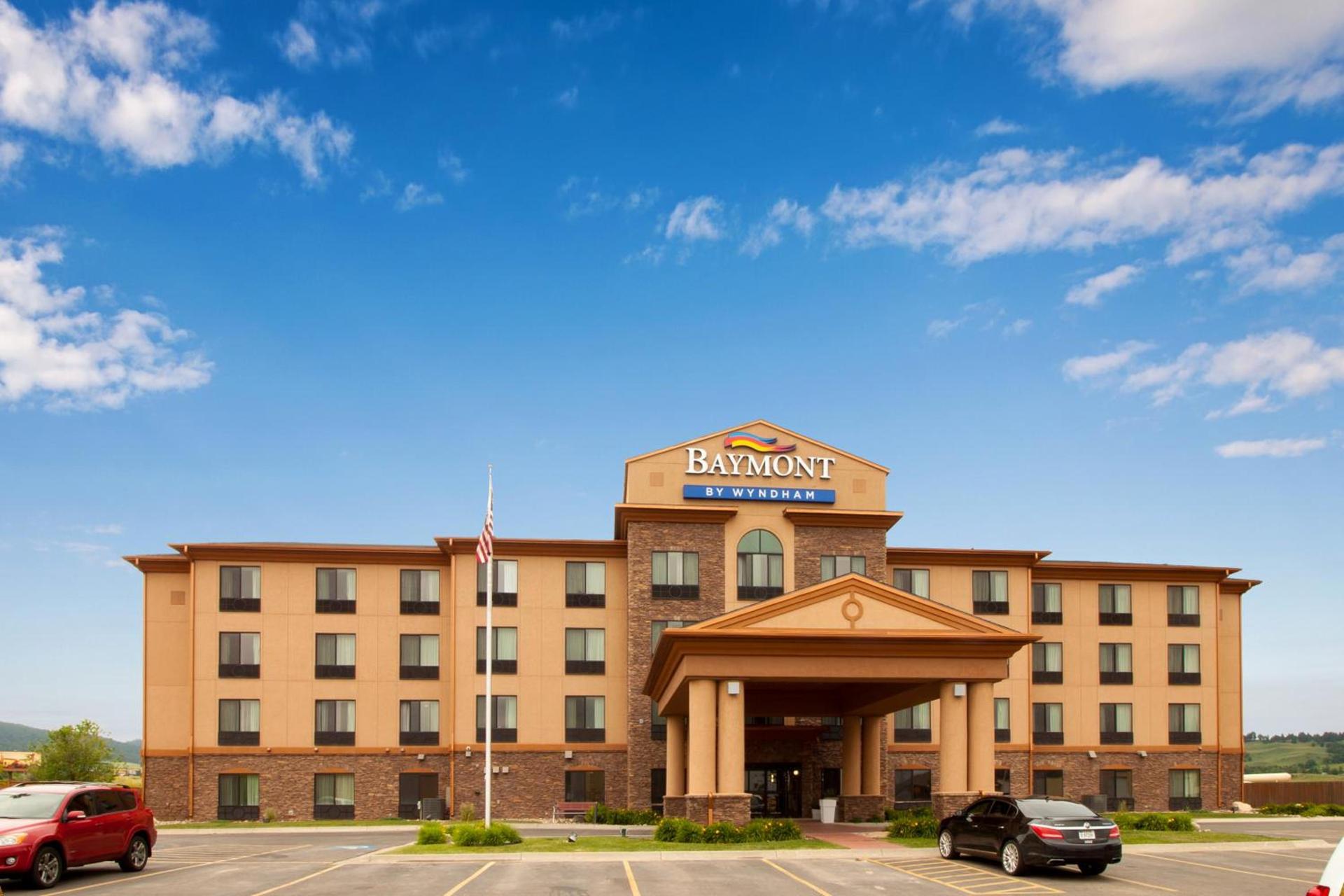 Baymont Inn & Suites by Wyndham Sturgis — hotel in Sturgis