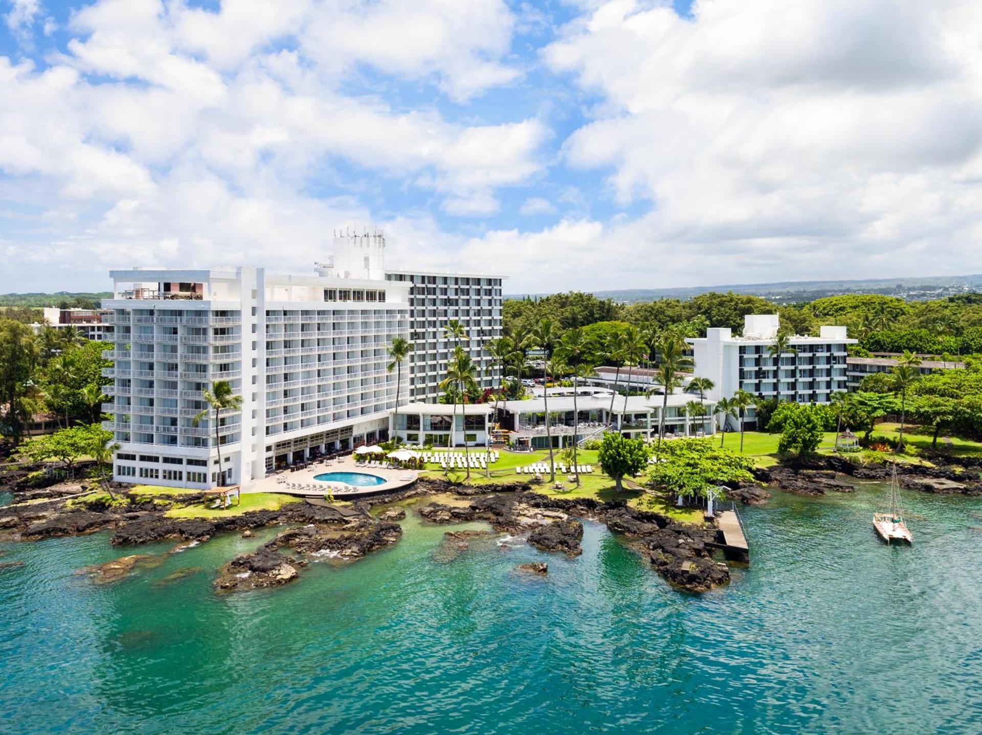 Grand Naniloa Hotel, a Doubletree by Hilton — hotel in Hilo