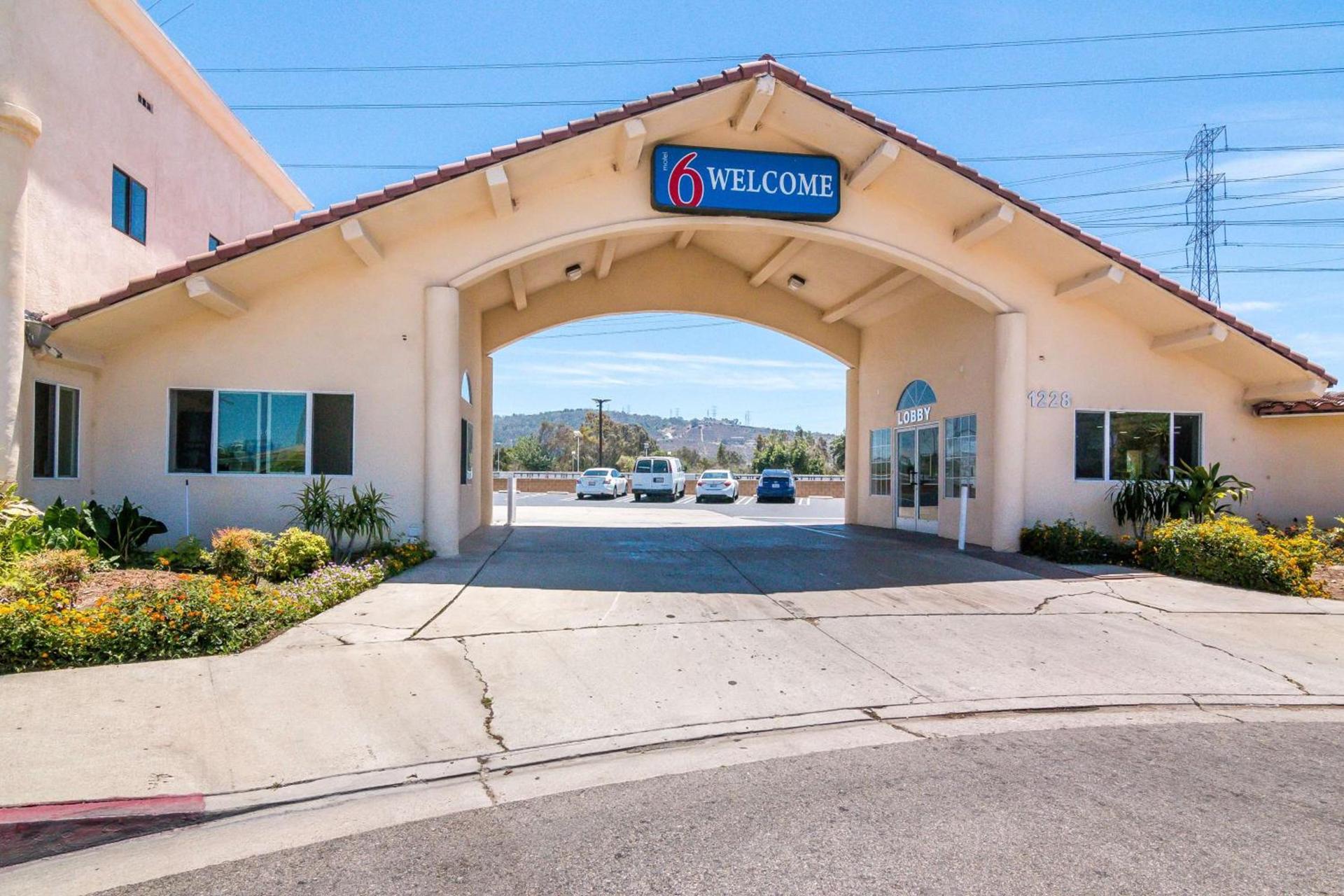 Motel 6-South El Monte, CA - Los Angeles — hotel in South El Monte