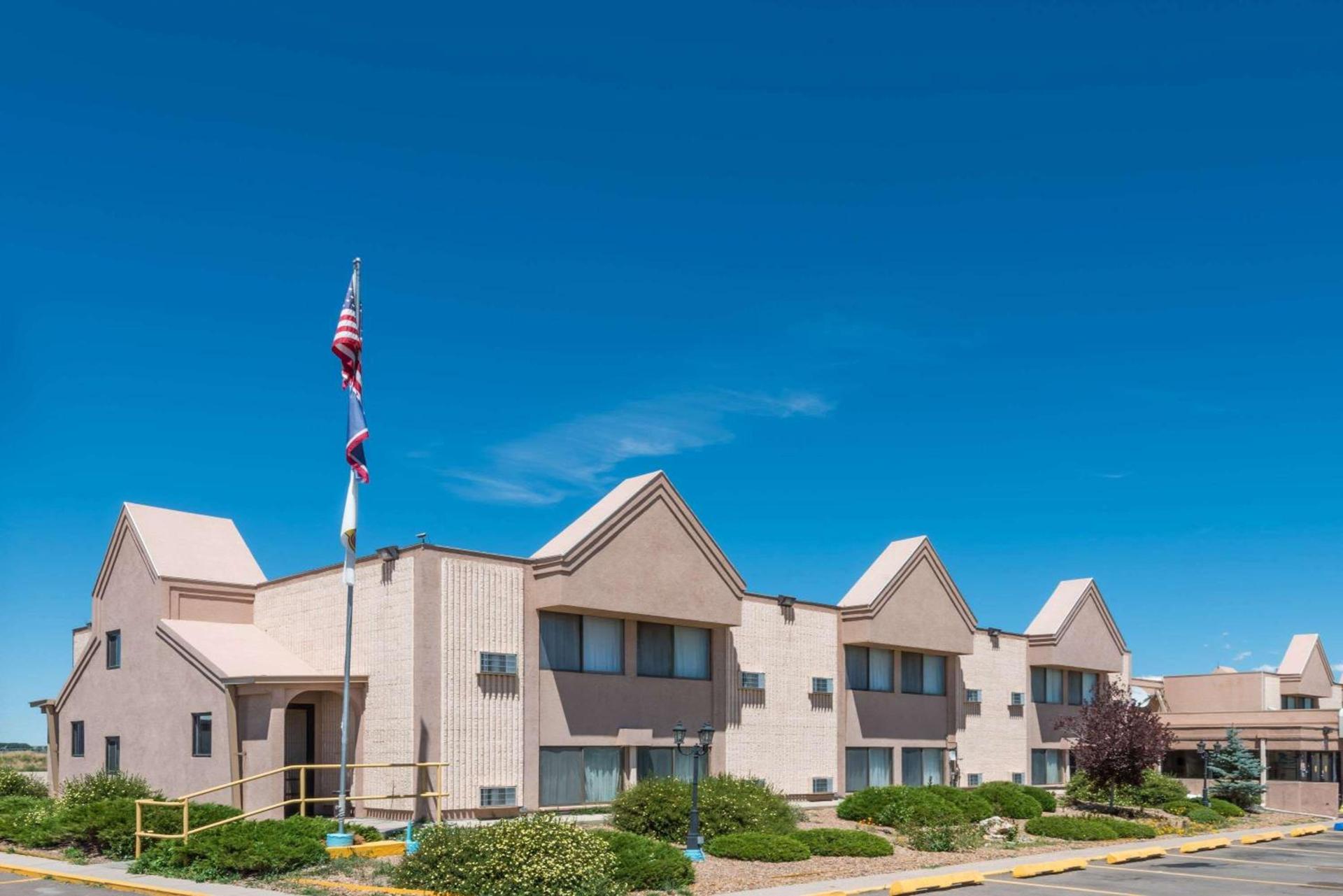 Super 8 by Wyndham Laramie — hotel in Laramie