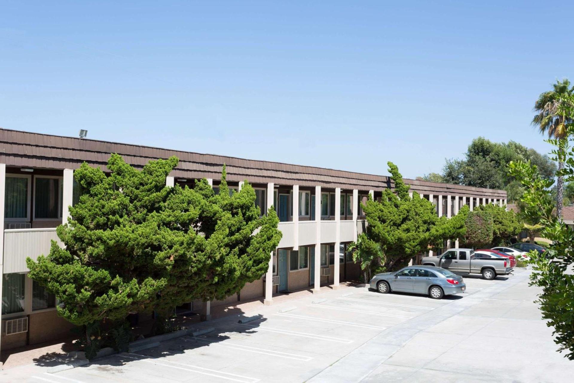 Costa Mesa Inn - Newport Beach Area — hotel in Costa Mesa