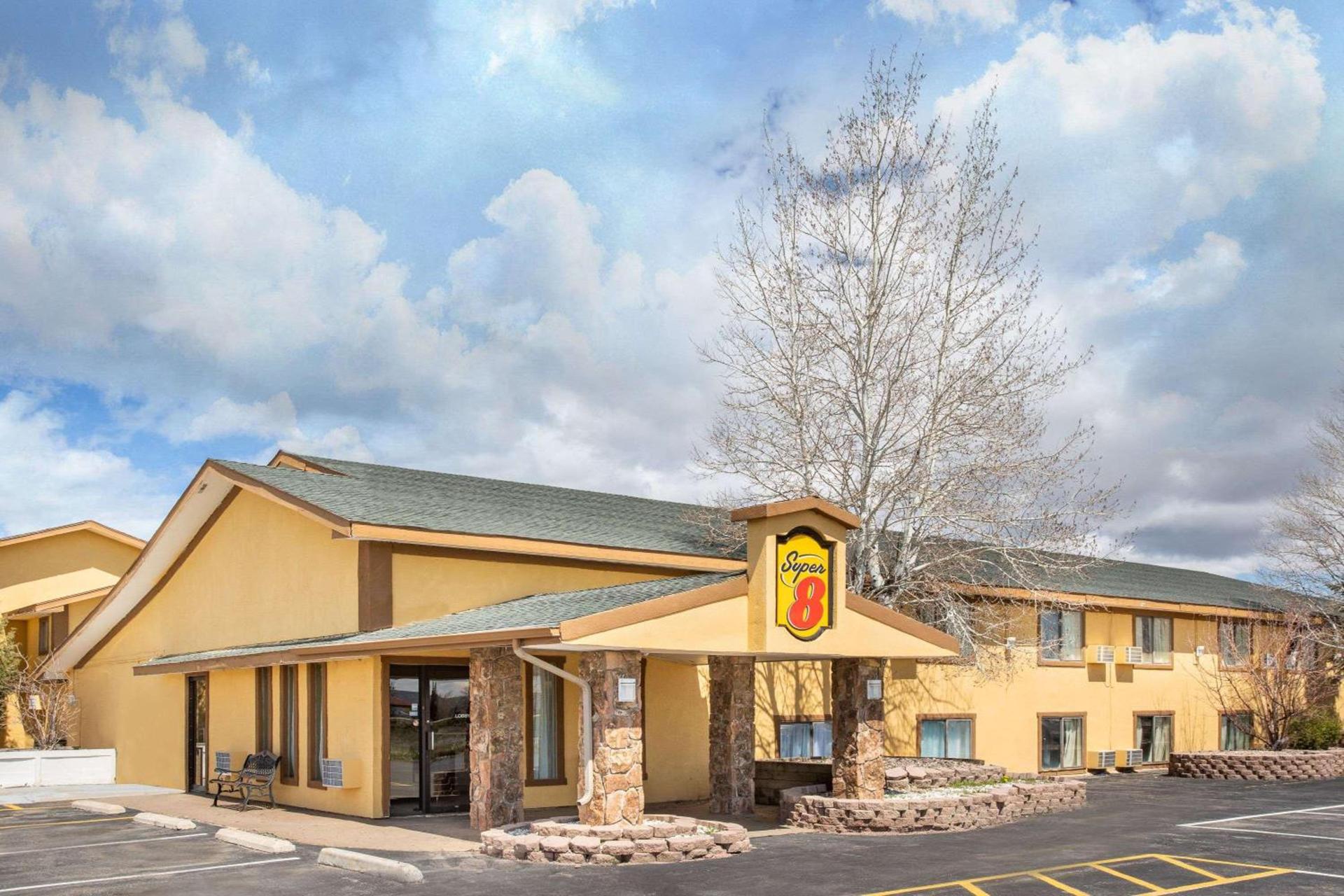 Super 8 by Wyndham Craig — hotel in Craig