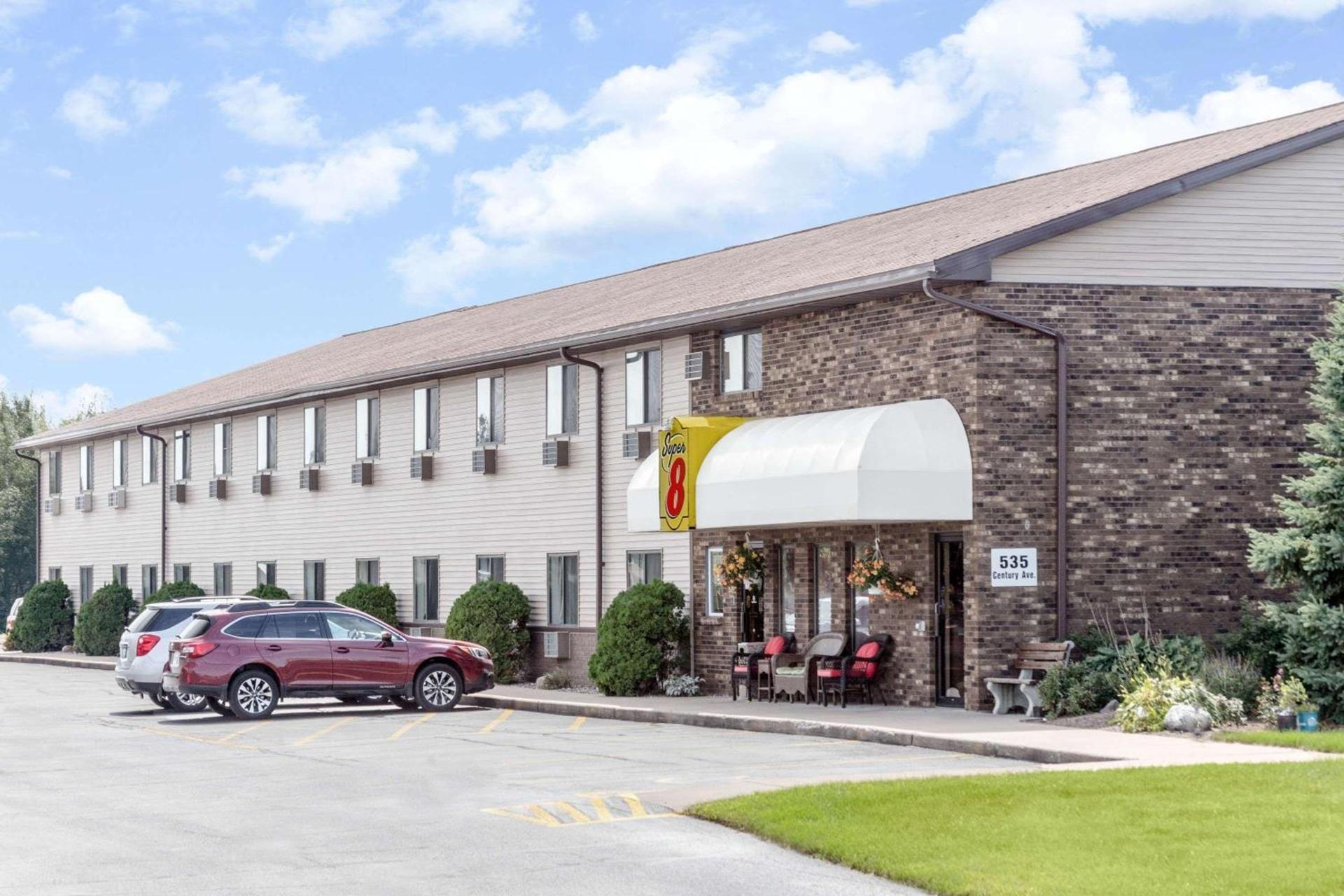 Super 8 by Wyndham Antigo — hotel in Antigo