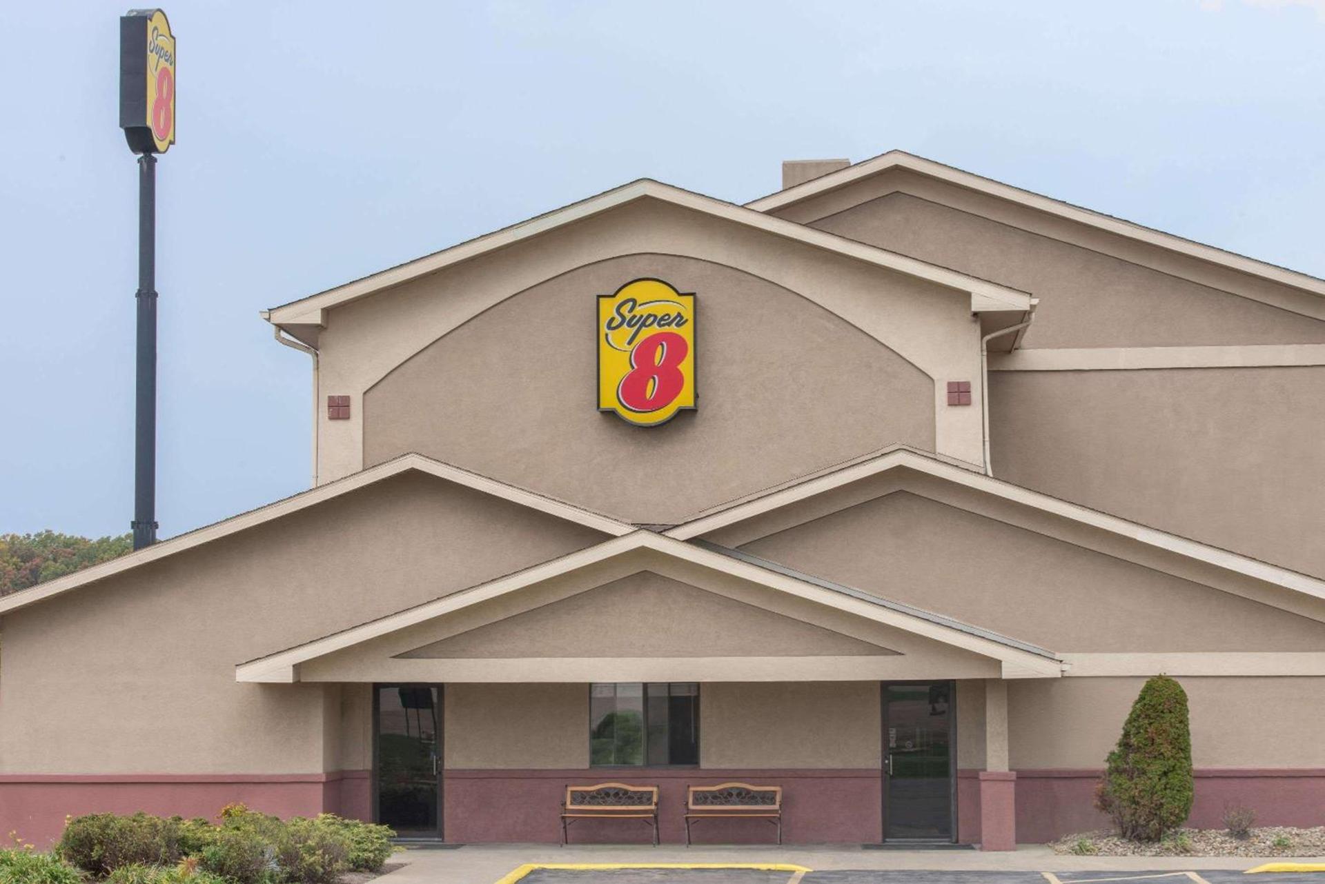 Super 8 by Wyndham Youngstown/Austintown — hotel in Youngstown