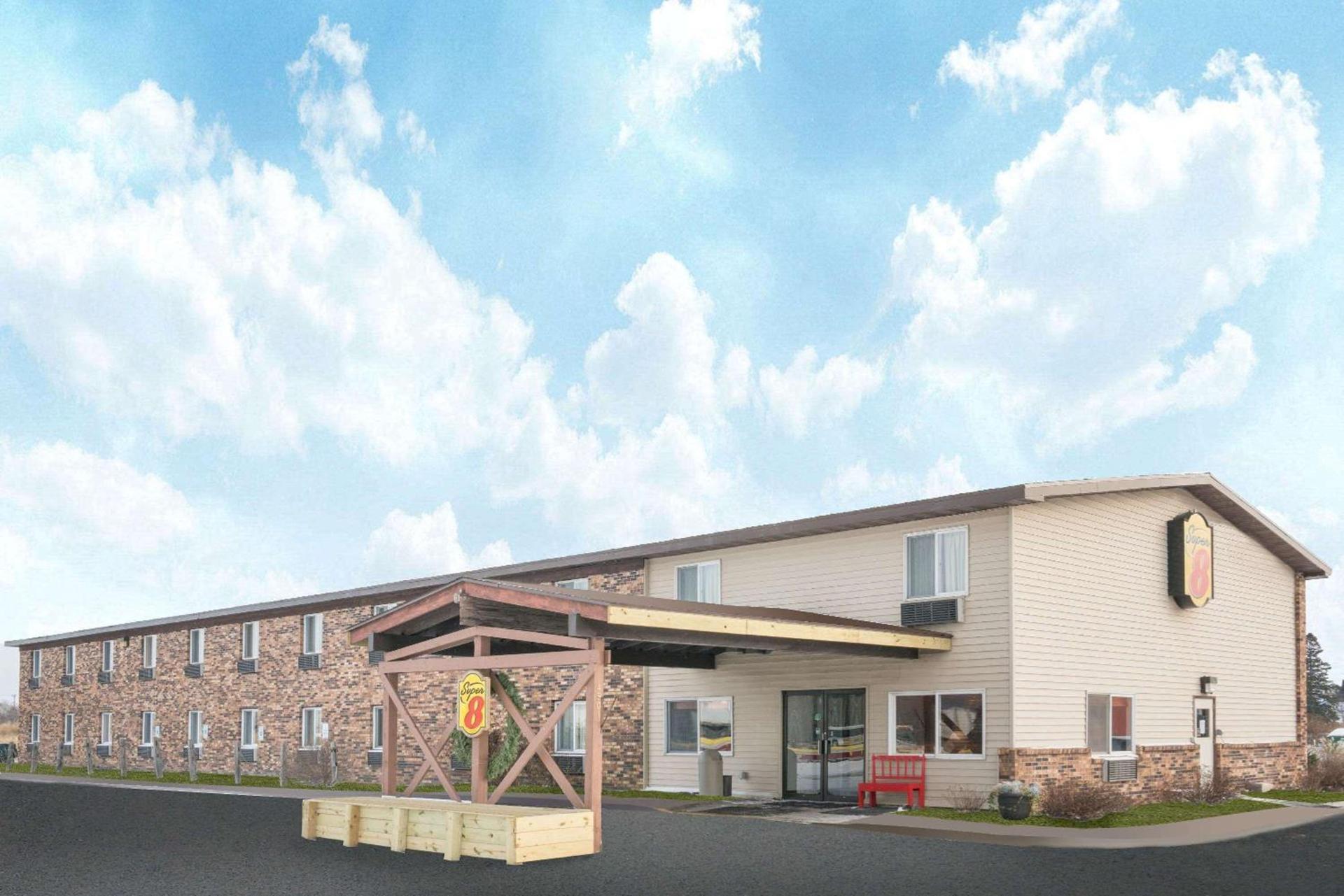 Super 8 by Wyndham Superior WI — hotel in Superior