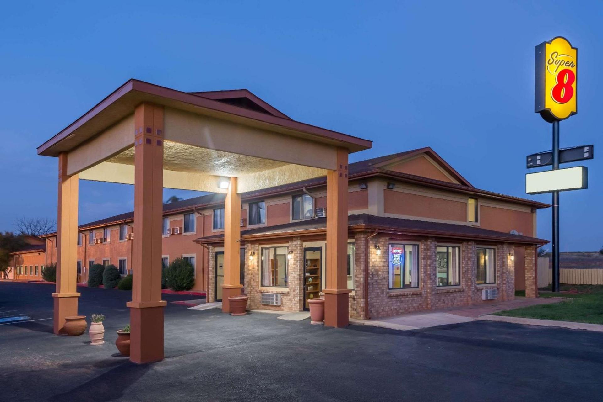 Super 8 by Wyndham Tucumcari — hotel in Tucumcari