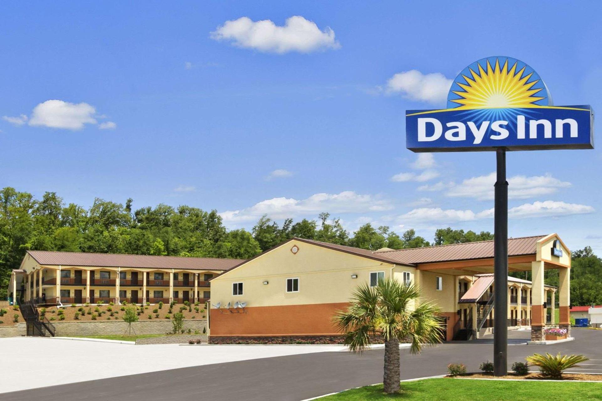 Days Inn by Wyndham Fultondale — hotel in Fultondale