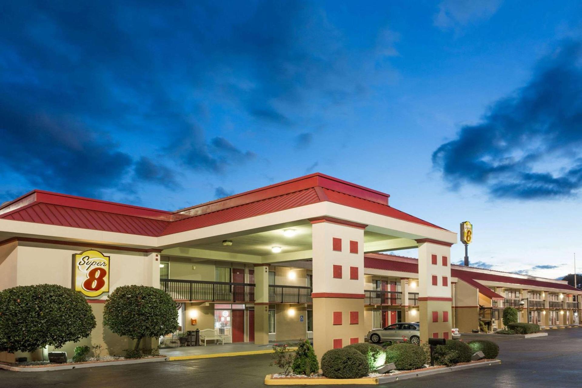 Super 8 by Wyndham Tifton — hotel in Tifton