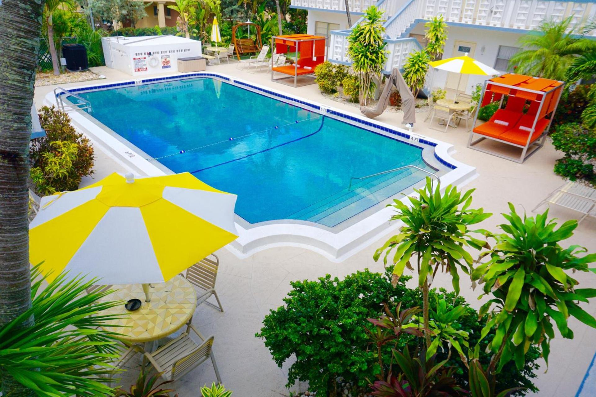 Club Lux Resort By The Beach — hotel in Deerfield Beach