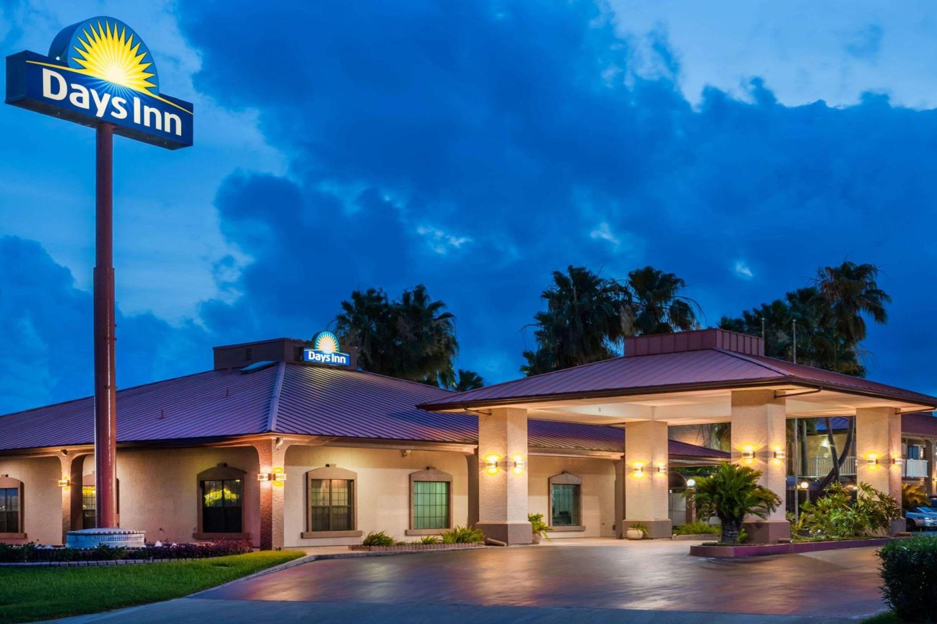 Days Inn by Wyndham Portland/Corpus Christi — hotel in Portland