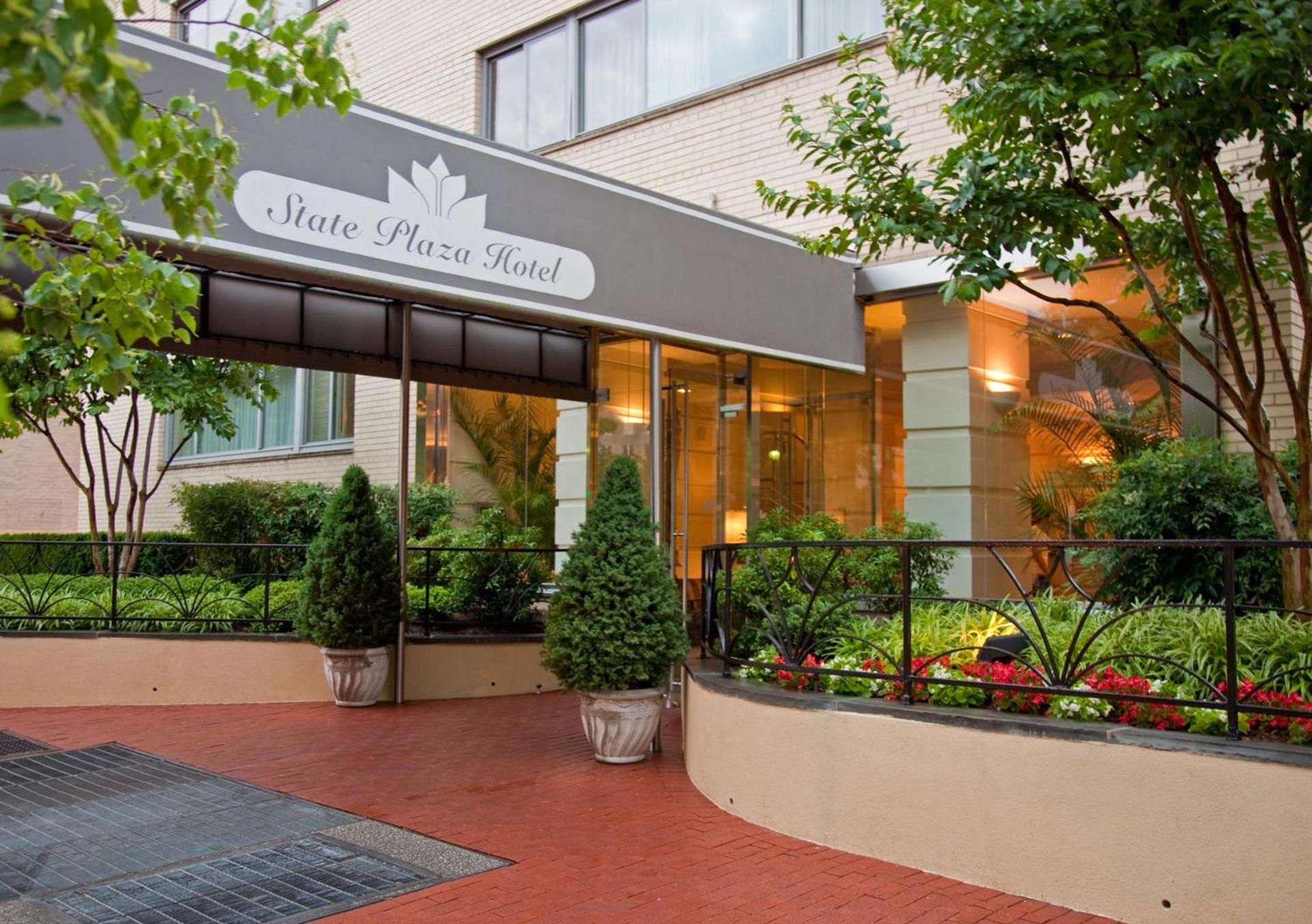 State Plaza Hotel — hotel in Washington