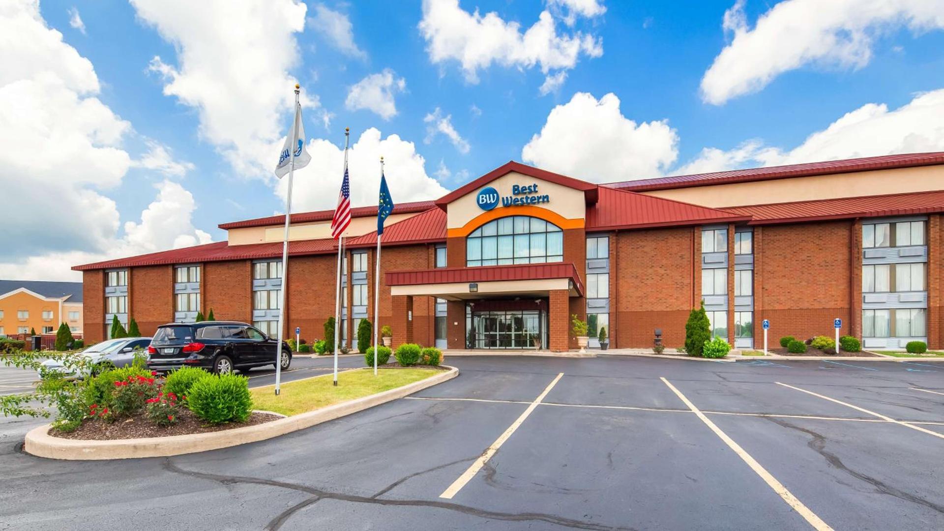 Best Western Luxbury Inn Fort Wayne — hotel in Fort Wayne