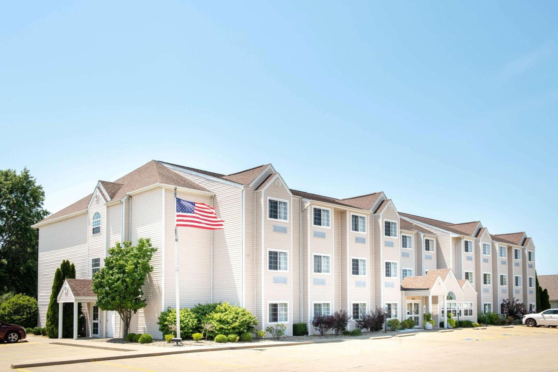 Microtel Inn & Suites by Wyndham Springfield — hotel in Springfield