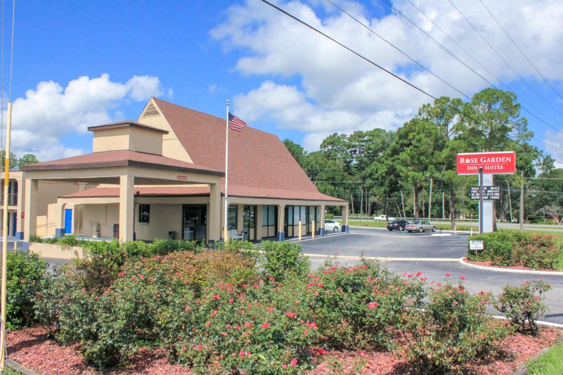 Rose Garden Inn & Suites Thomasville — hotel in Thomasville