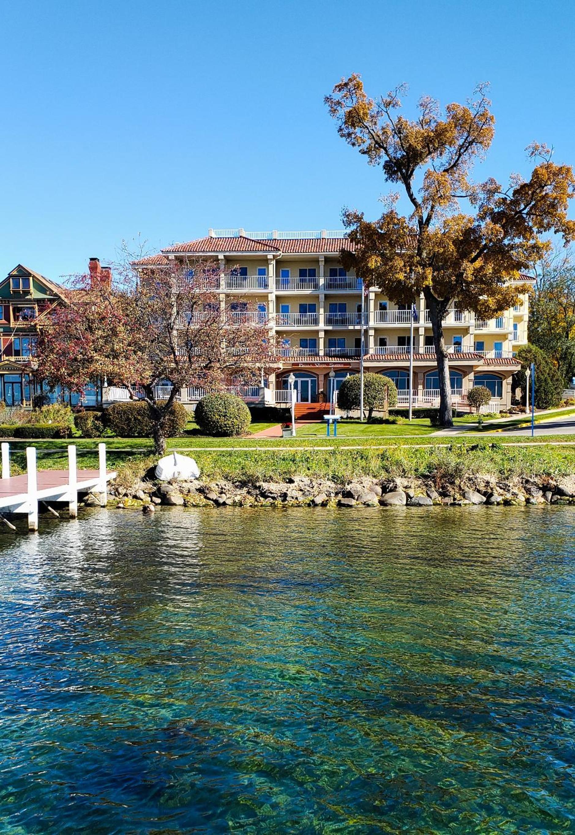 Bella Vista Suites Lake Geneva — hotel in Lake Geneva