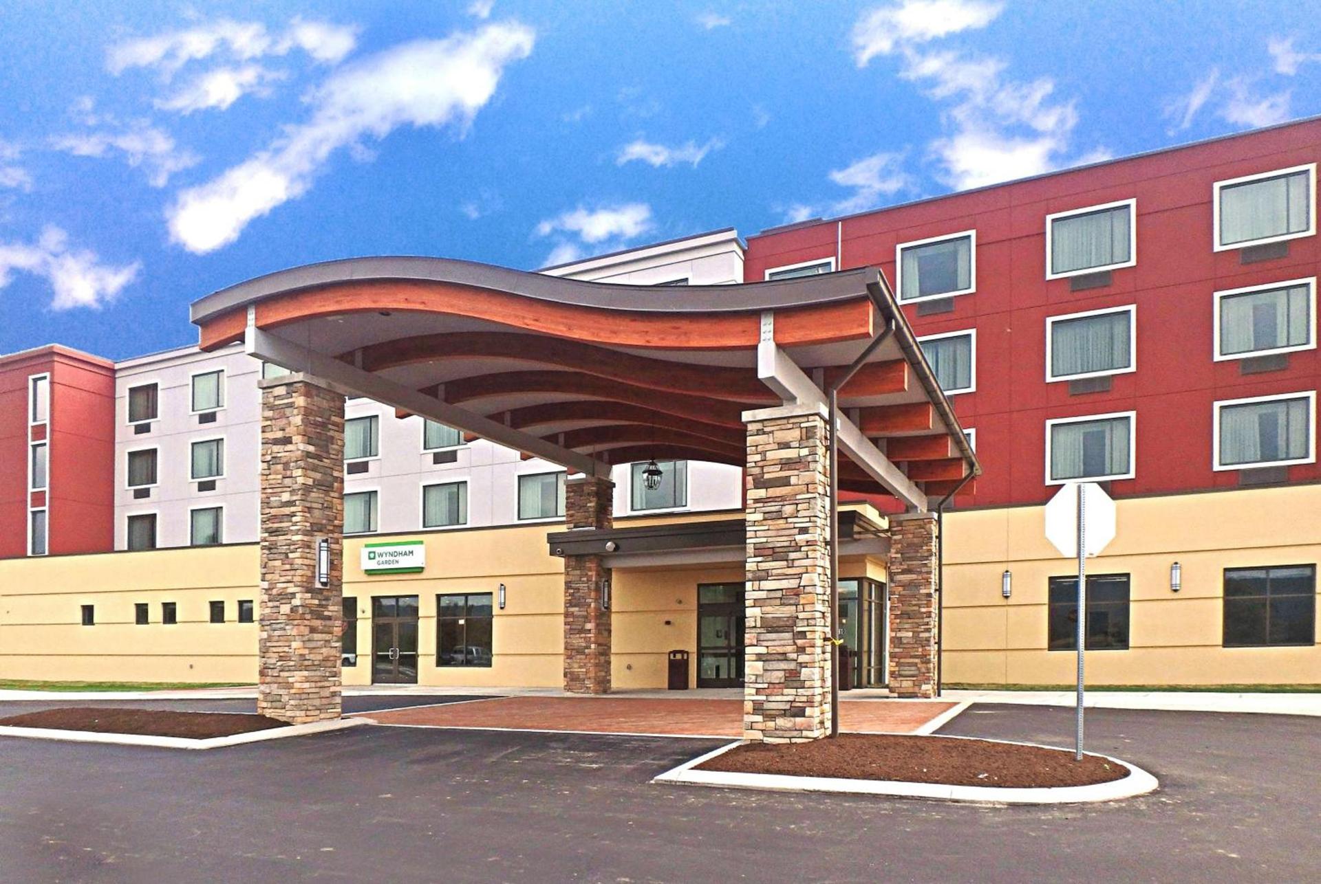 Wyndham Garden State College — hotel in State College