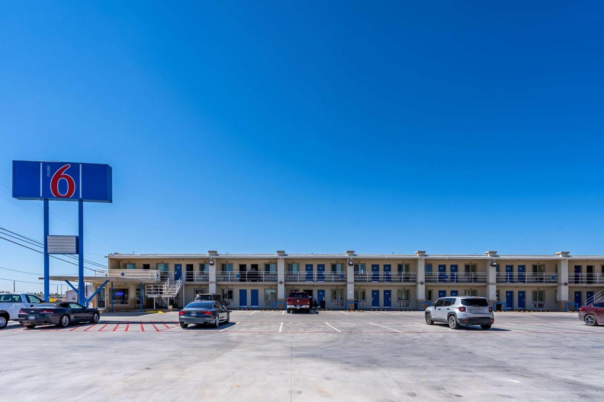 Motel 6-Odessa, TX - 2nd Street — hotel in Odessa