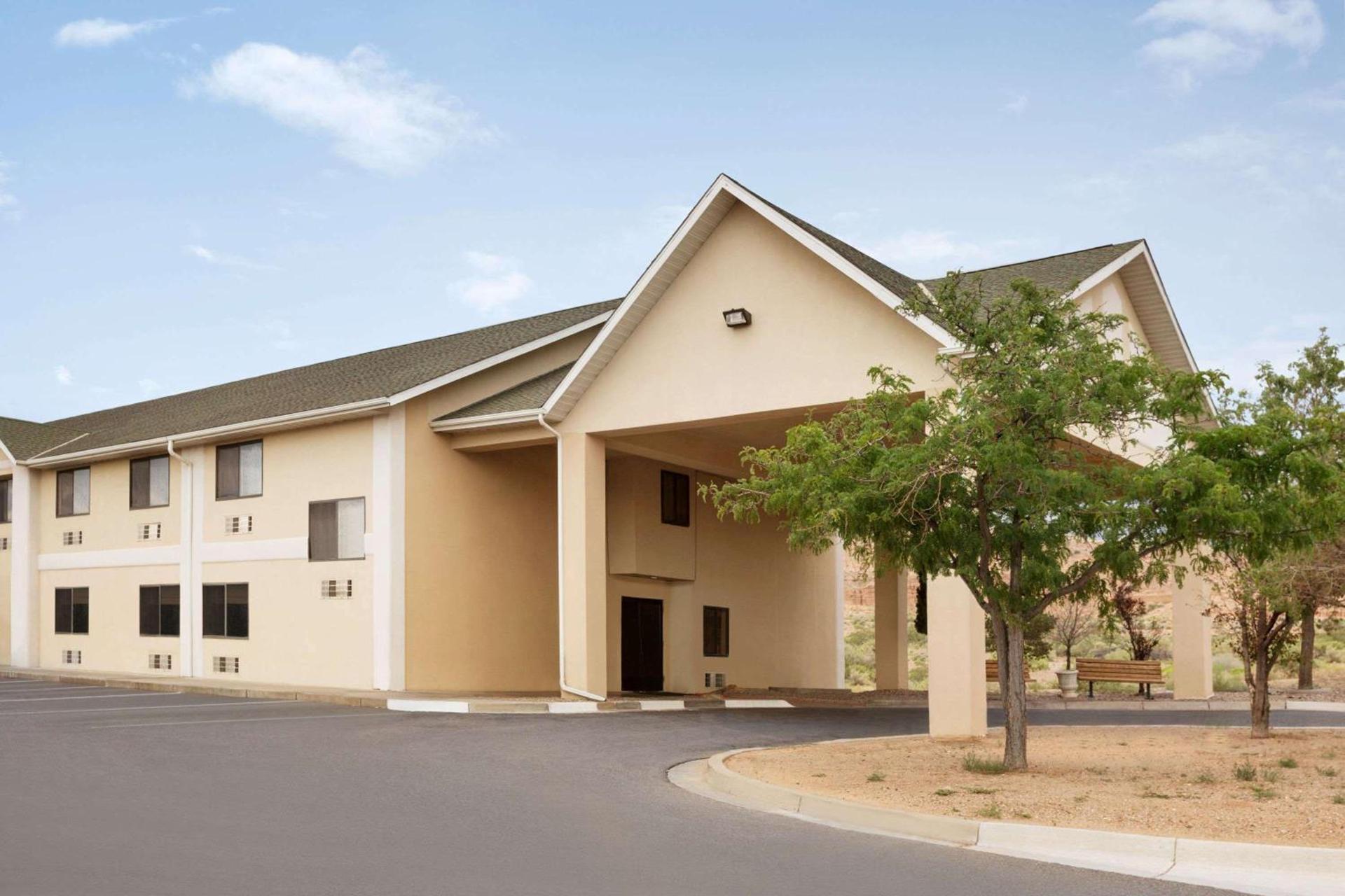 Travelodge by Wyndham Belen — hotel in Belen
