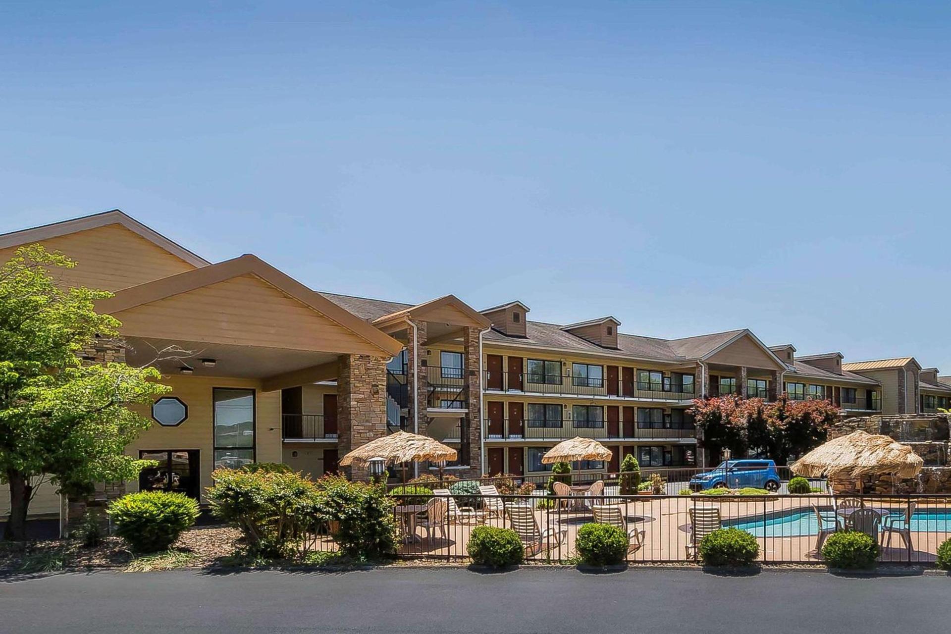 Quality Inn & Suites Sevierville - Pigeon Forge — hotel in Sevierville