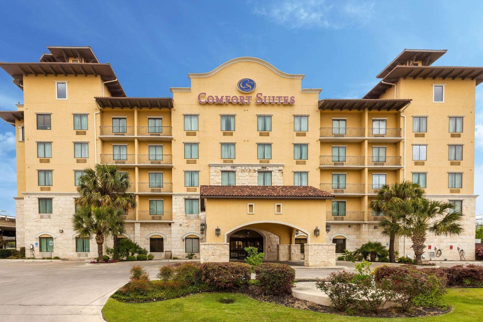 Comfort Suites Alamo-River walk — hotel in San Antonio, TX
