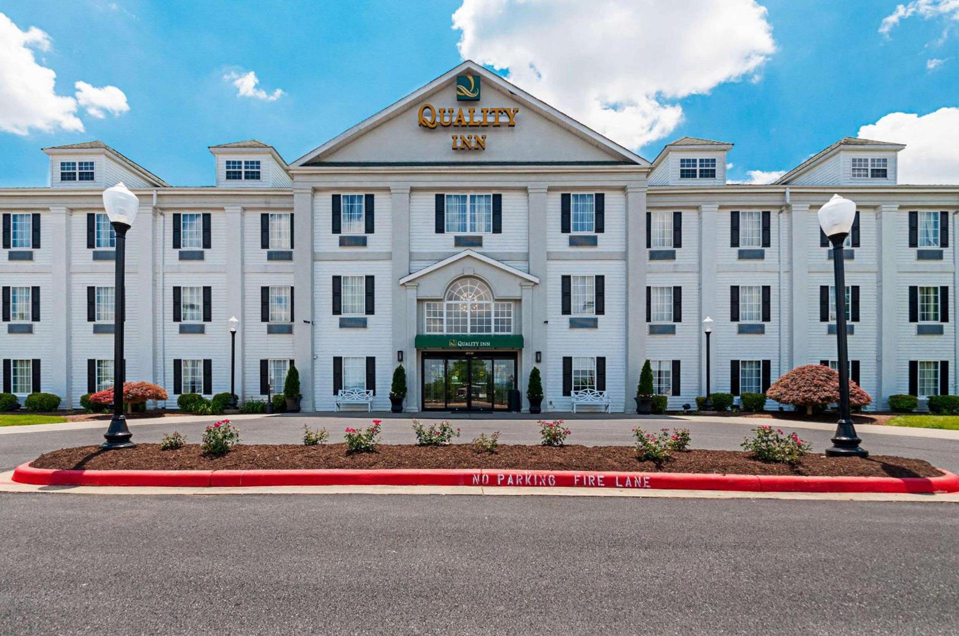 Quality Inn Harrisonburg I-81 — hotel in Harrisonburg