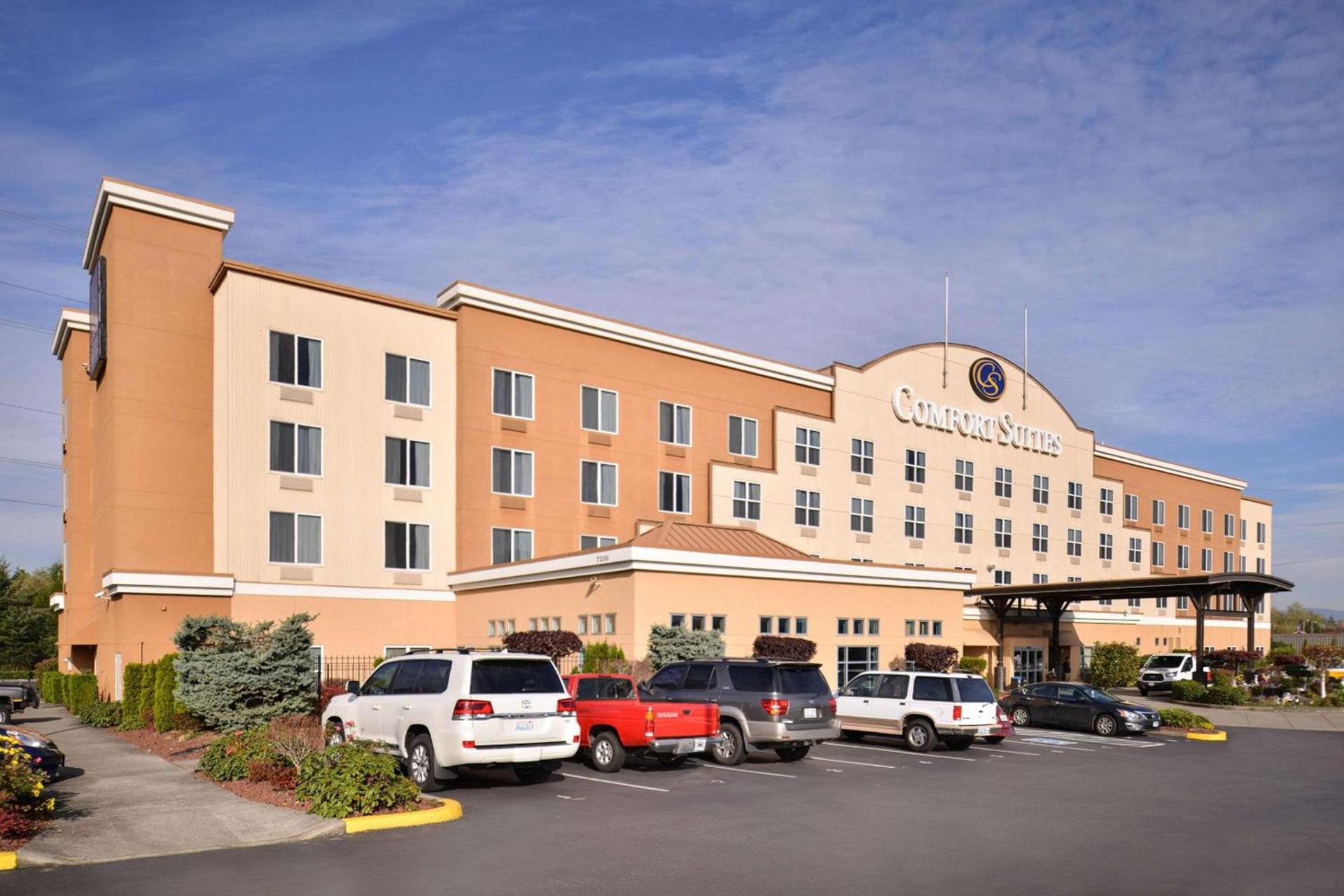 Comfort Suites Airport Tukwila Seattle — hotel in Tukwila