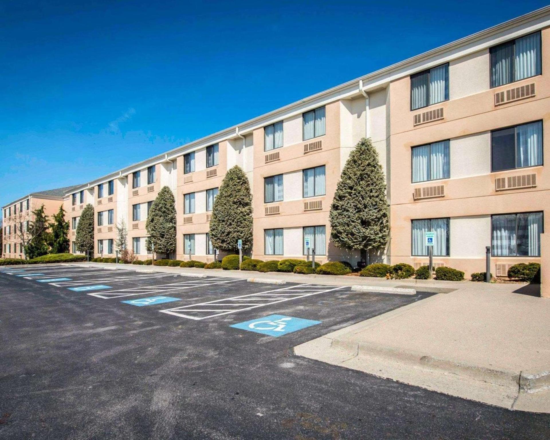 Sleep Inn & Suites Princeton I-77 — hotel in Princeton