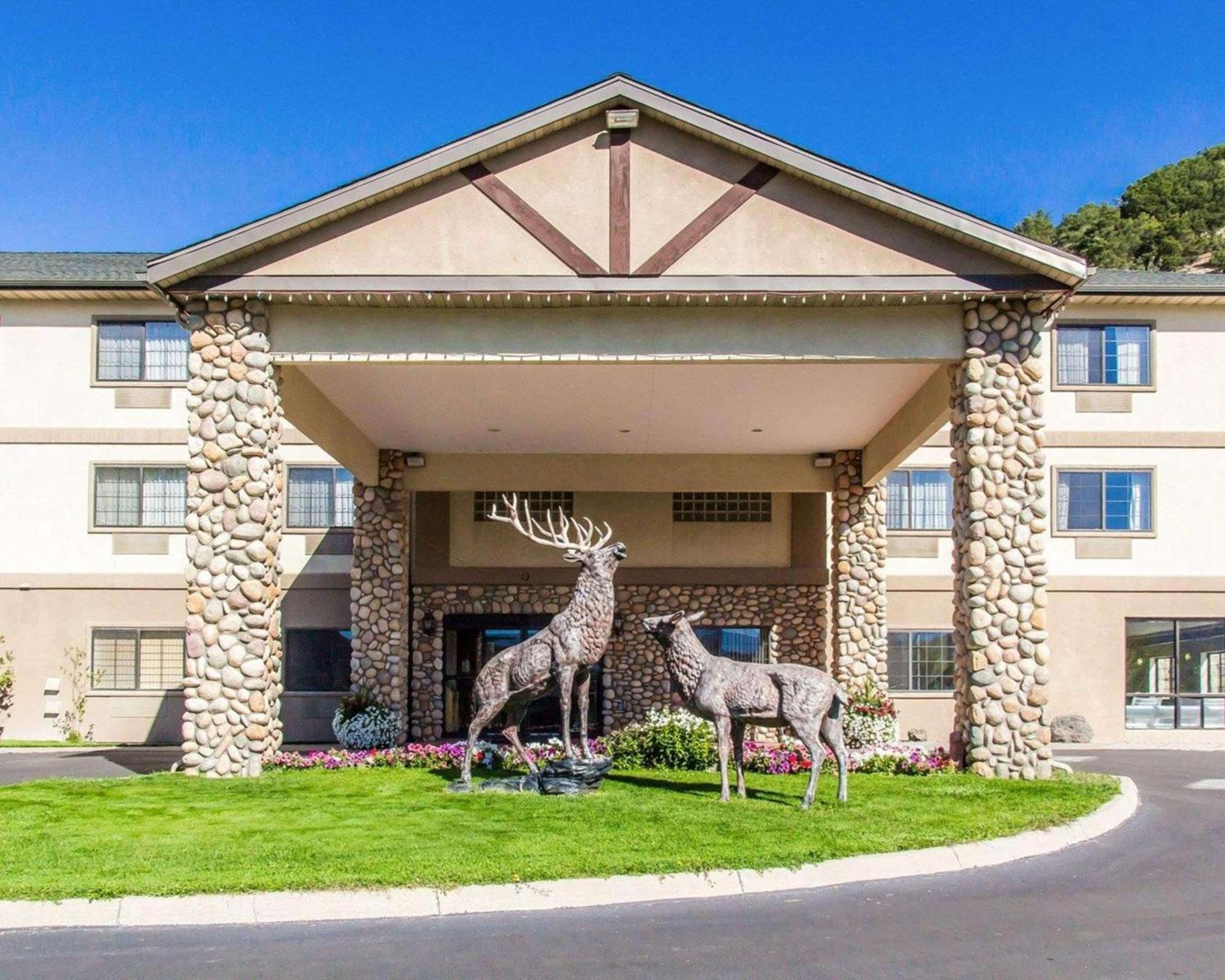 Quality Inn & Suites Vail Valley — hotel in Eagle