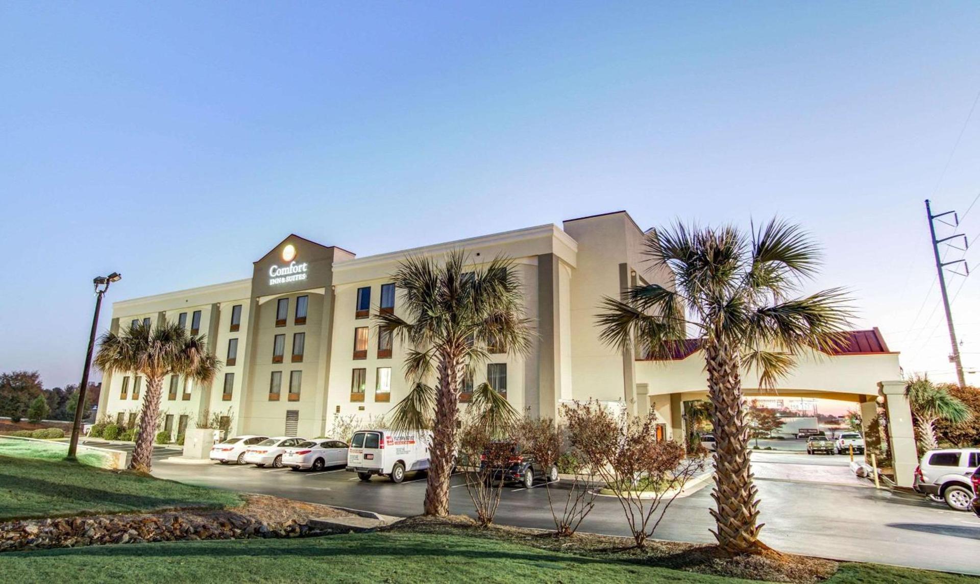 Comfort Inn & Suites Athens North — hotel in Athens