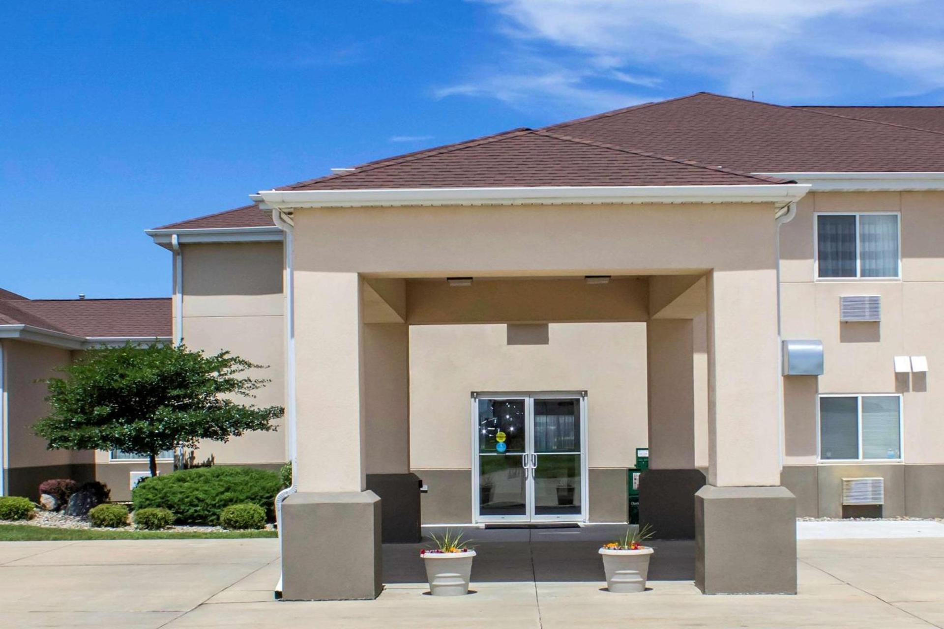 Sleep Inn & Suites Charles City — hotel in Charles City