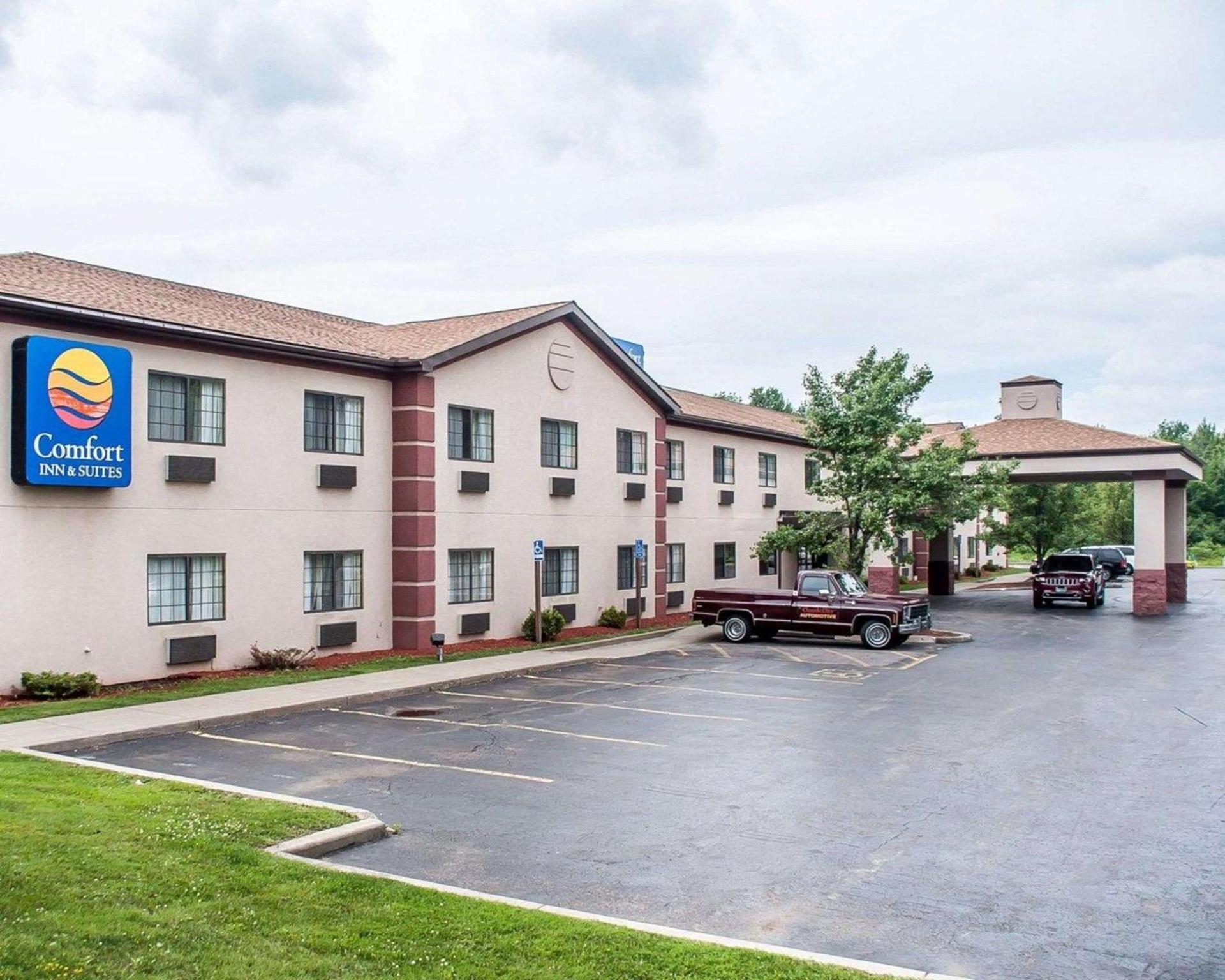 Comfort Inn & Suites Hamburg - Buffalo South — hotel in Hamburg